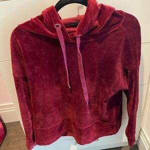 Harlowe and Graham womens velour hoodie top